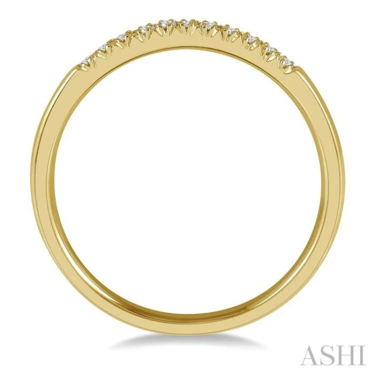 Trendy Wedding Rings-1/10 ctw 11 Stone Round Cut Diamond Wedding Band in 14K Yellow Gold