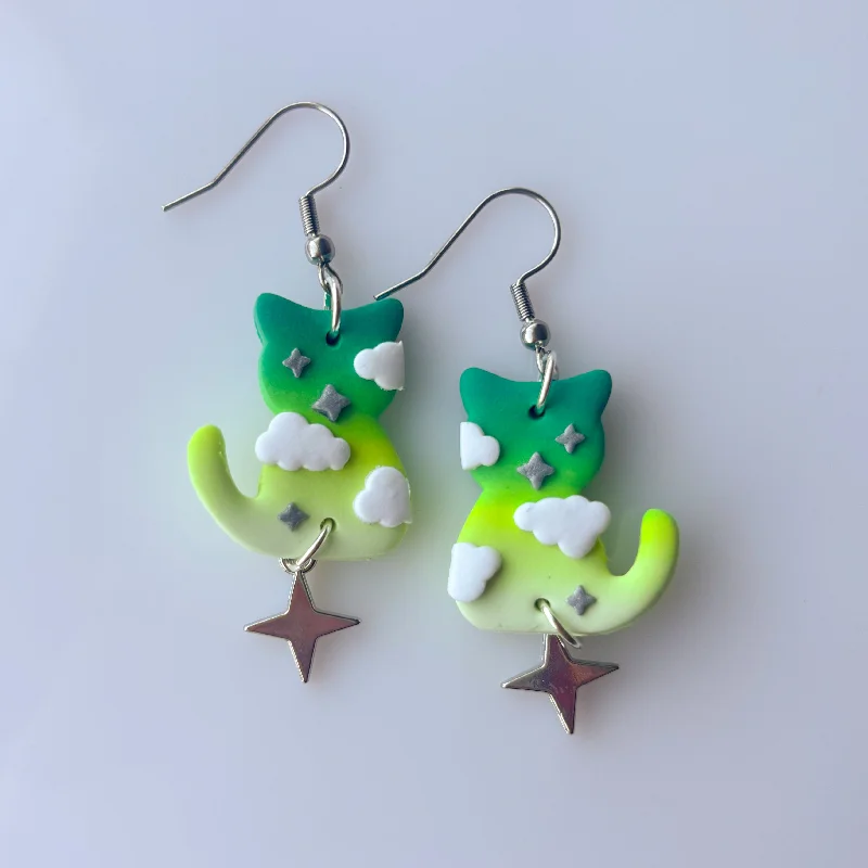 Modern Earrings for Teens-GREEN STAR CAT EARRINGS