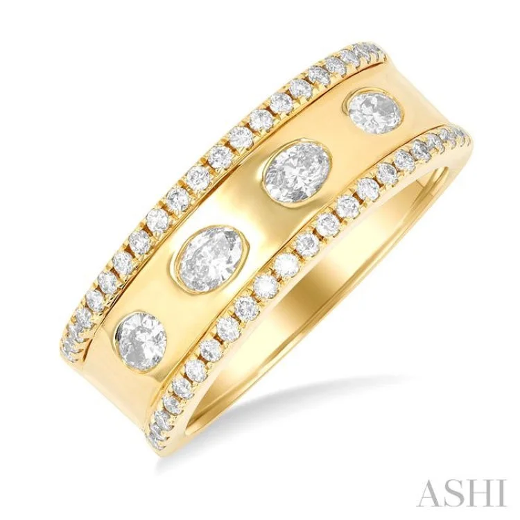 Gorgeous Wedding Band-5/8 ctw Wide 4-Stone Oval & Round Cut Diamond Fashion Band in 14K Yellow Gold