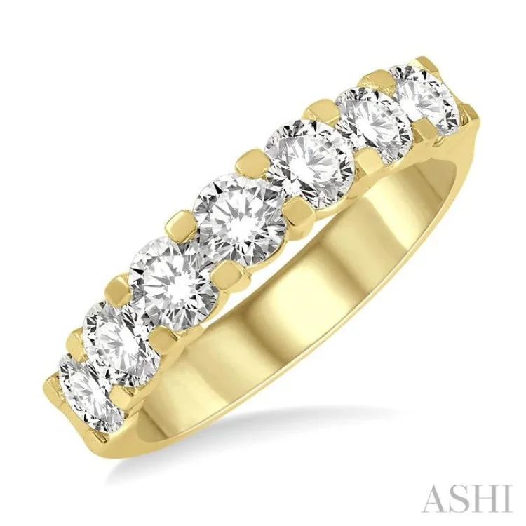 Classic Gold Ring-2 ctw 7 Stone Round Cut Diamond Wedding Band in 14K Yellow Gold