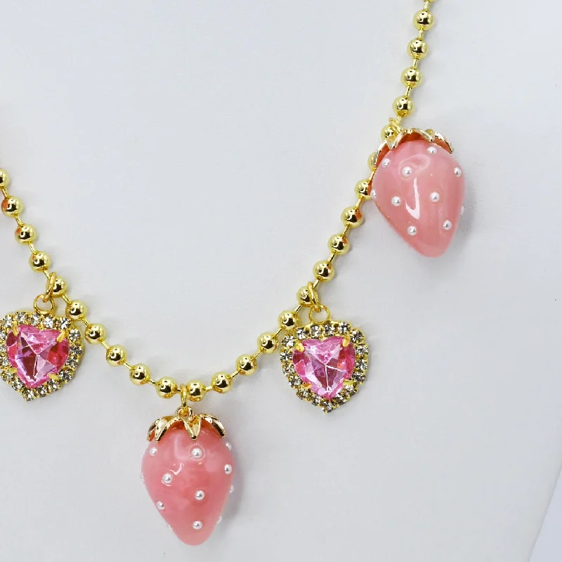 Beautiful Diamond Necklace-Berry Sweetheart Necklace M16