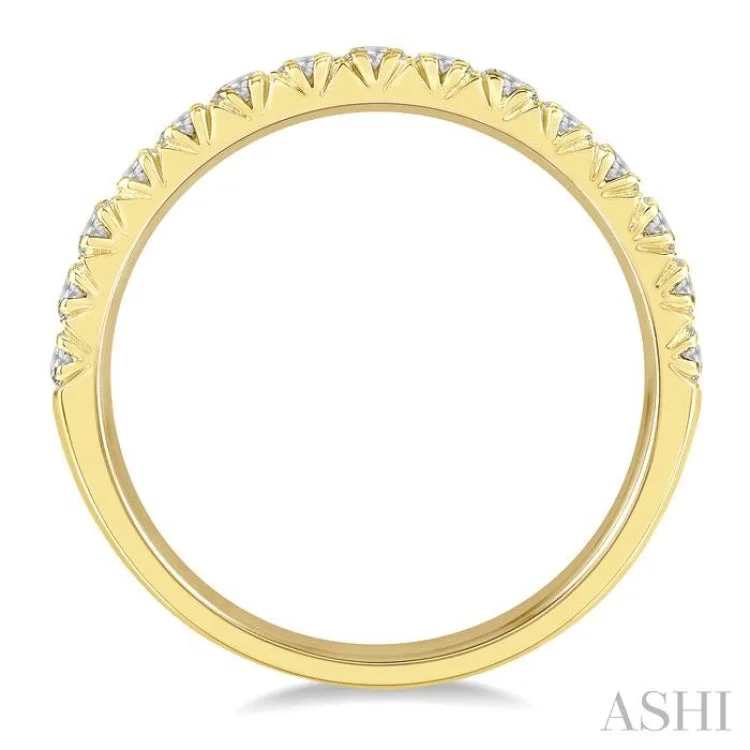 Custom Gold Ring-1/2 ctw 15Stones Round Cut Diamond Wedding Band in 14K Yellow Gold