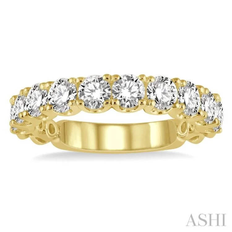 Platinum Diamond Ring-1 1/2 ctw Lattice Round Cut Diamond Wedding Band in 14K Yellow Gold