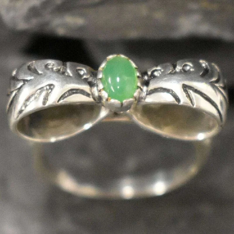 Wedding Band with Diamonds-Chrysoprase Ring - Large Ribbon Ring - Green Bow Ring