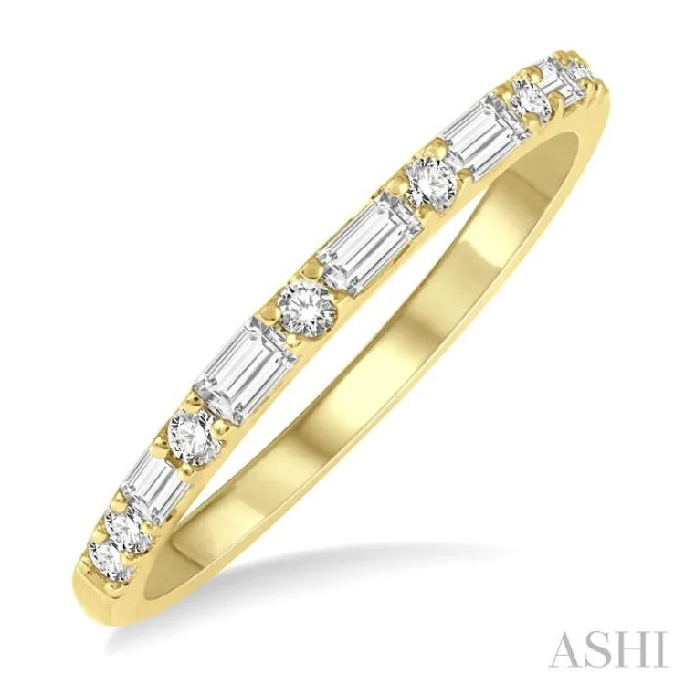 Vintage Diamond Engagement Ring-1/3 Ctw Alternating Baguette and Round Cut Diamond Wedding Band in 14K Yellow Gold